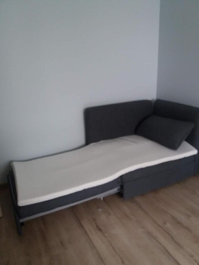 Cosy Home 10 Min From City Center Tallinn Exteriör bild