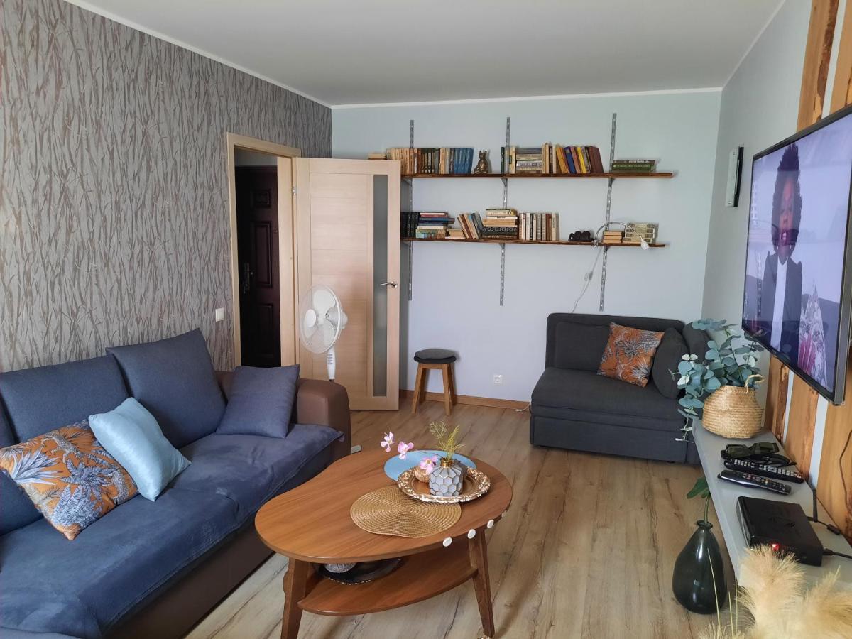 Cosy Home 10 Min From City Center Tallinn Exteriör bild